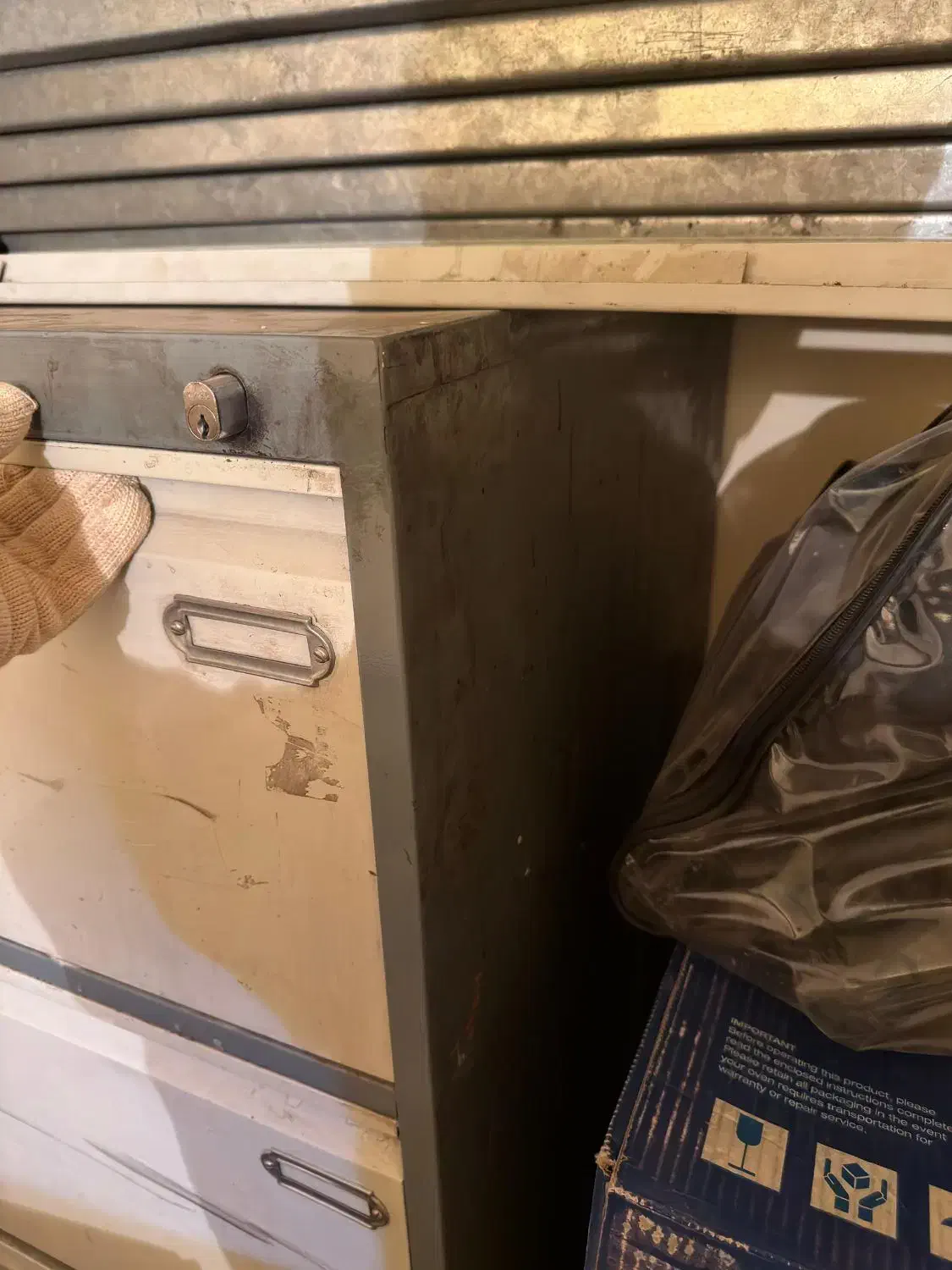 فایل بایگانی|دفتر کار|صدرا-فارس, فاز ۱|دیوار