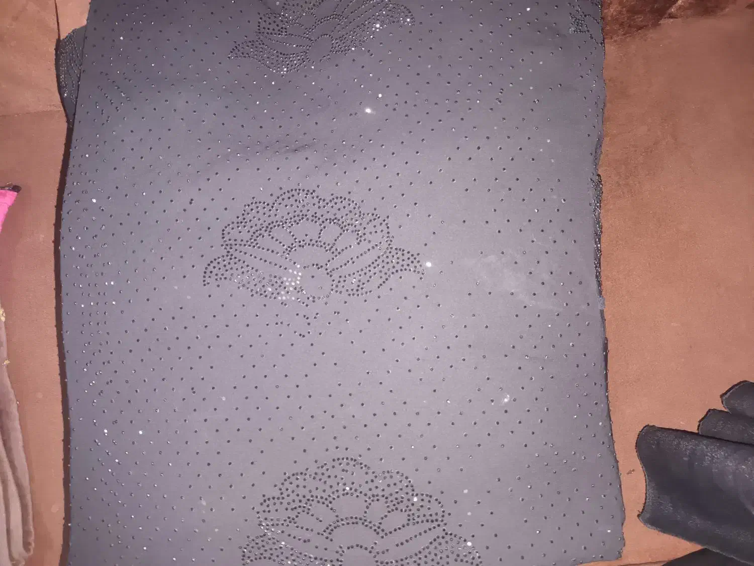 چادربلوچی نگین دار|لباس|گرگان, |دیوار