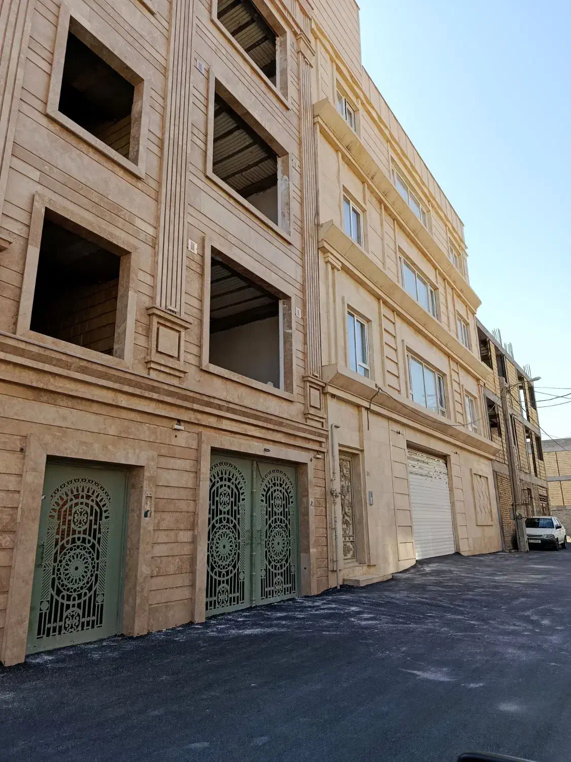 یک قواره زمین با کاربری مسکونی|فروش زمین و ملک کلنگی|تهران, شهرک پاسداران|دیوار