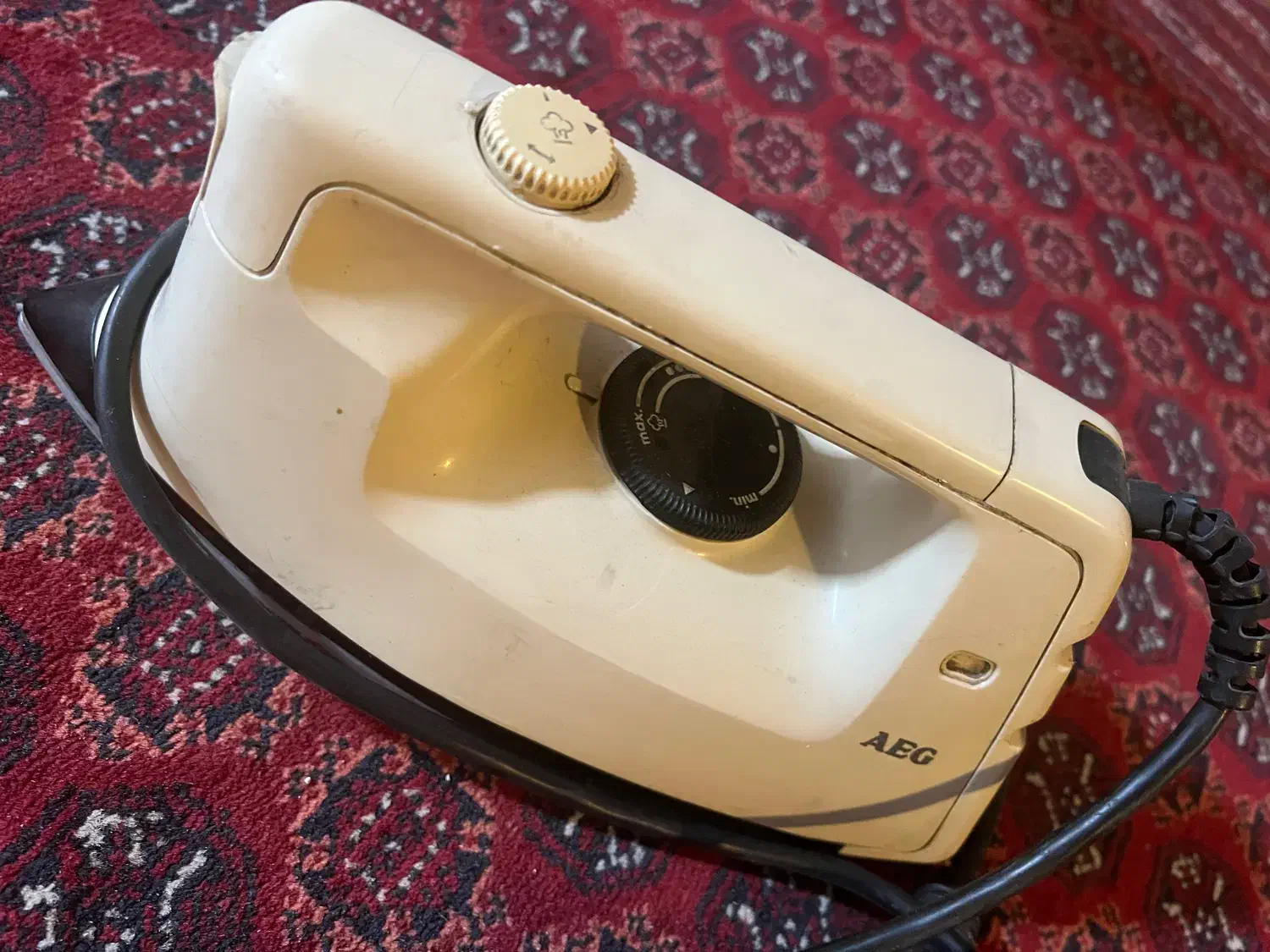 اتو AEG|اتو و لوازم اتو|تهران, نیاوران|دیوار