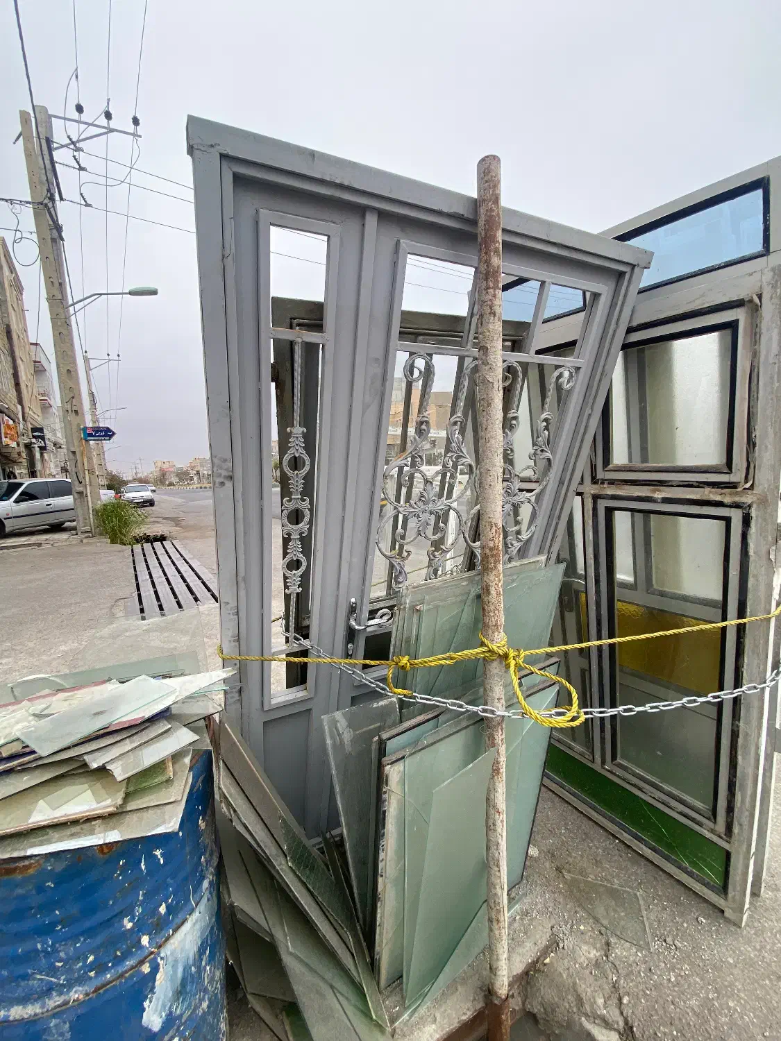 درب و پنجره دست دوم|مصالح و تجهیزات ساختمان|مشگین شهر, |دیوار