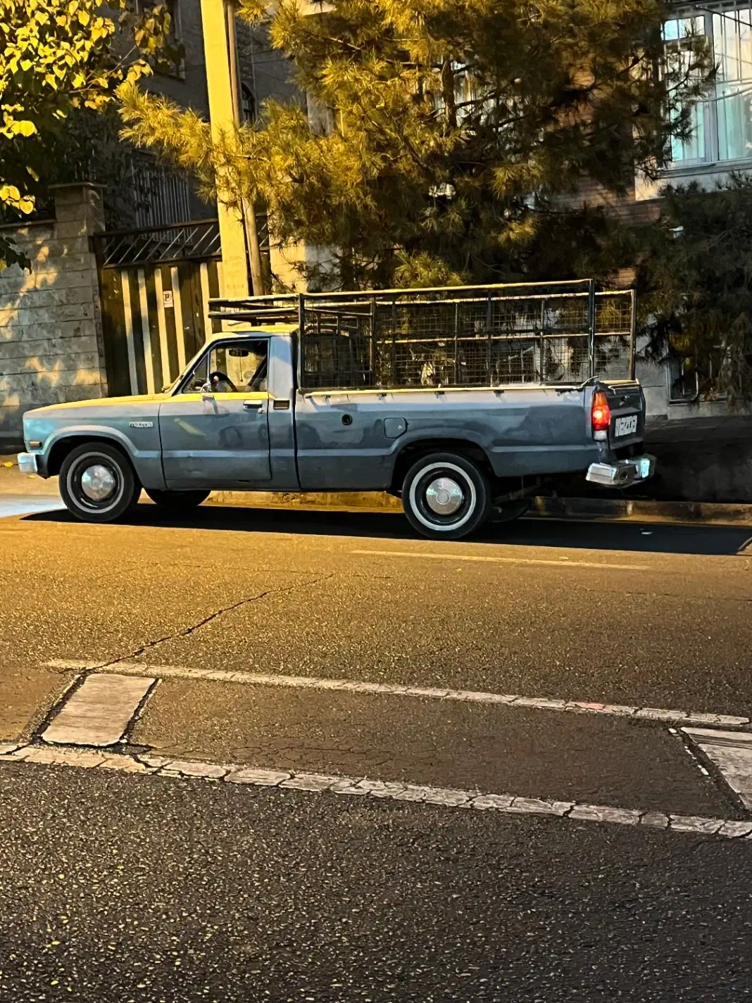 وانت مزدا ۱۶۰۰|خودرو سواری و وانت|تهران, شهرک نفت|دیوار