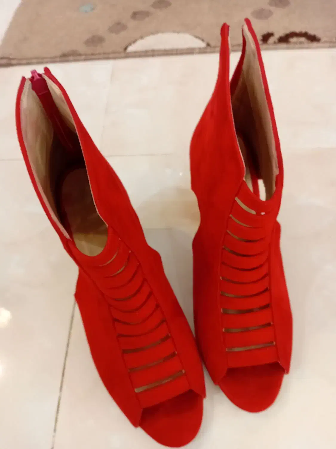 کفش نوبوک|کیف، کفش، کمربند|رشت, کوی مهر|دیوار