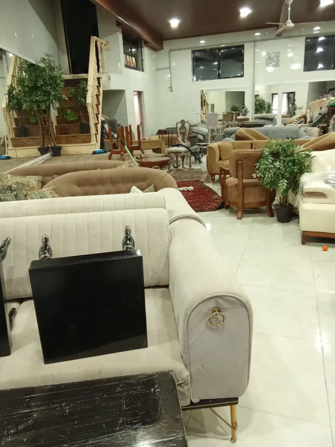 مبل|مبلمان خانگی و میز عسلی|دابودشت, |دیوار