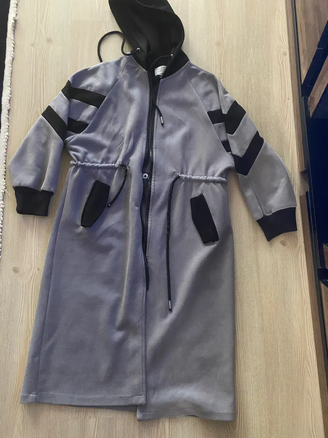 مانتوو بارانی|لباس|اردبیل, |دیوار