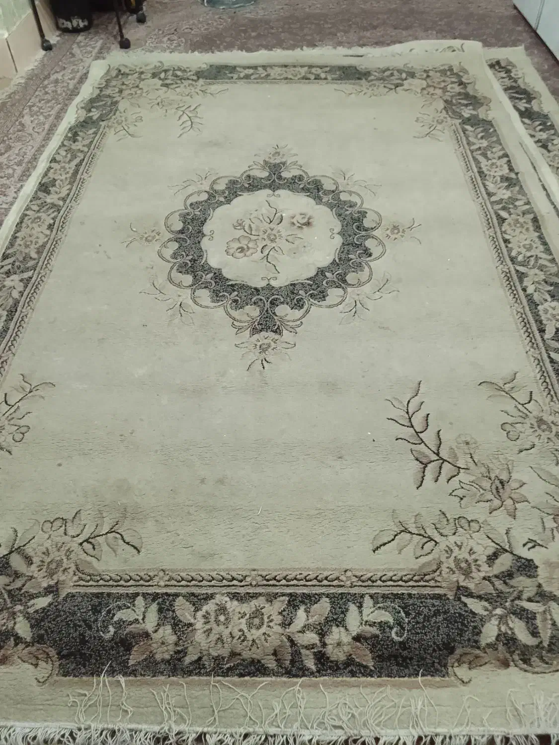 سه عد فرش ۶متری یکی از فرش ها جای قابلمه هست|فرش|مشهد, شهید آوینی|دیوار