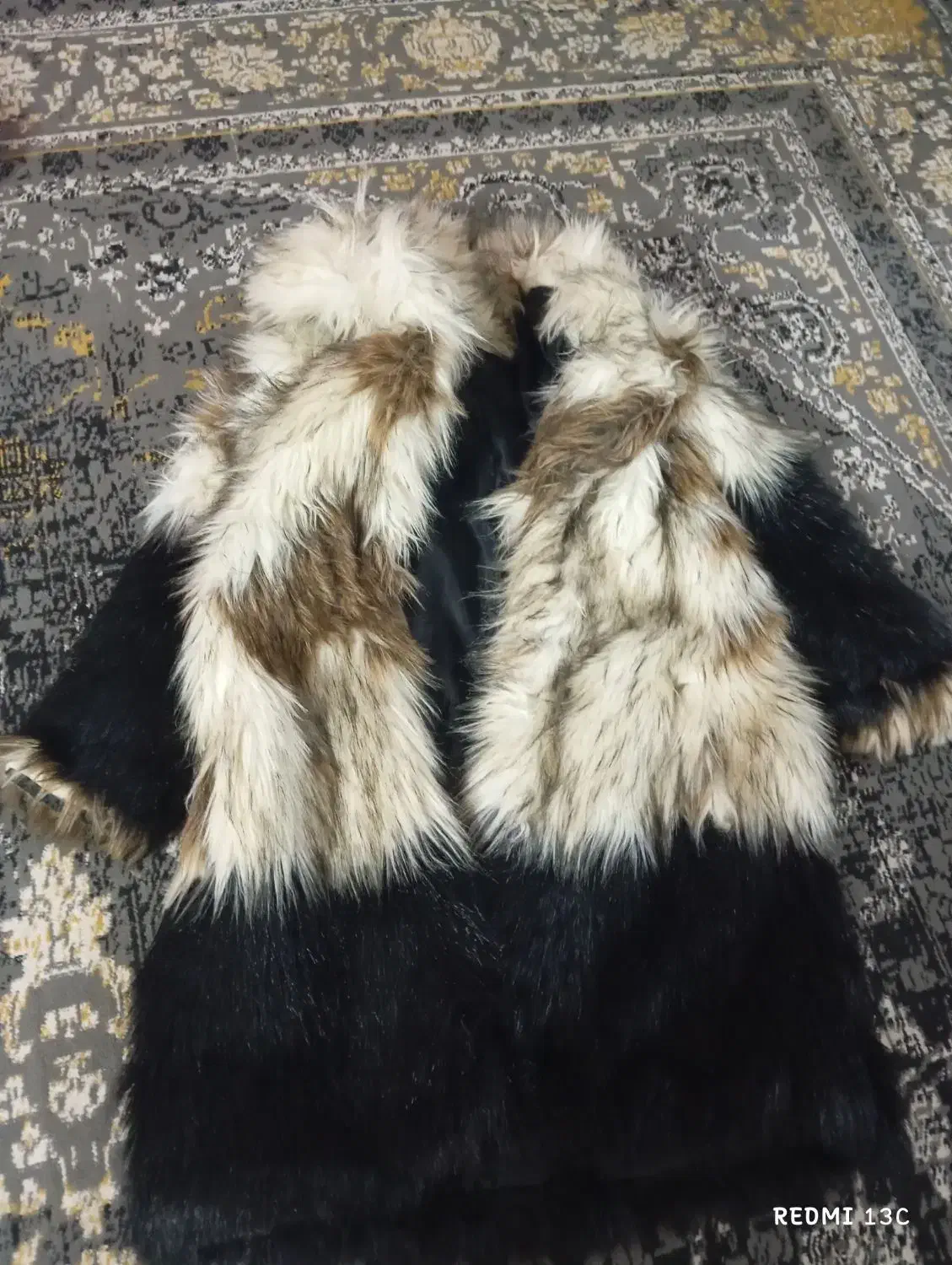 پالتو تمام خز بسیار شیک وگرم فری سایز|لباس|کاشان, شهرک انقلاب|دیوار