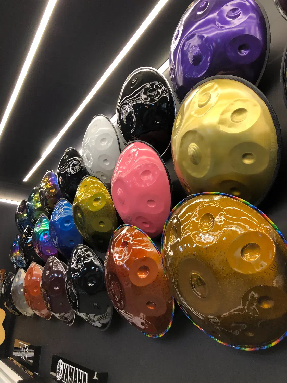 هنگ درام|درام و پرکاشن|کرج, اصفهانی‌ها|دیوار