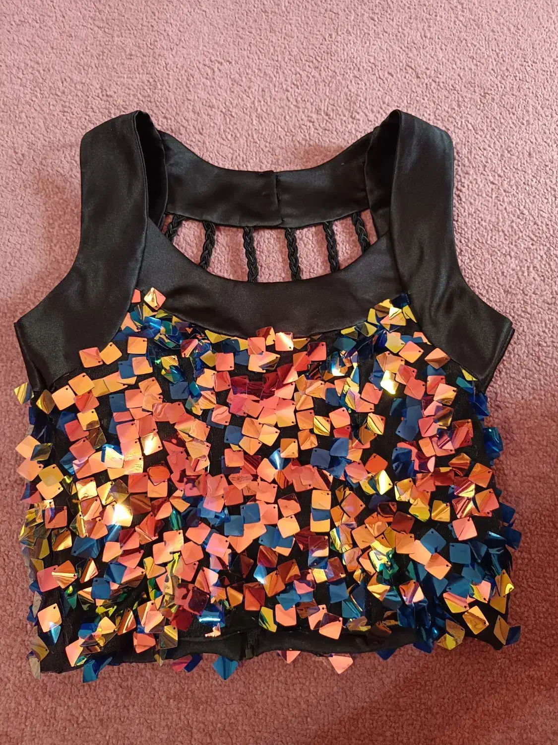 لباس مجلسی|لباس|بروجرد, |دیوار