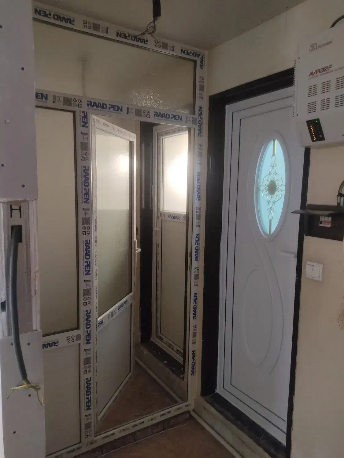 ساخت و نصب درب و پنجره upvc  به قیمت کارخانه|خدمات پیشه و مهارت|قرچک, صالح آباد|دیوار