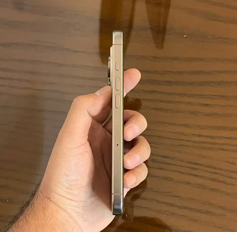 iphone 16 pro|موبایل|مشهد, دانشجو|دیوار