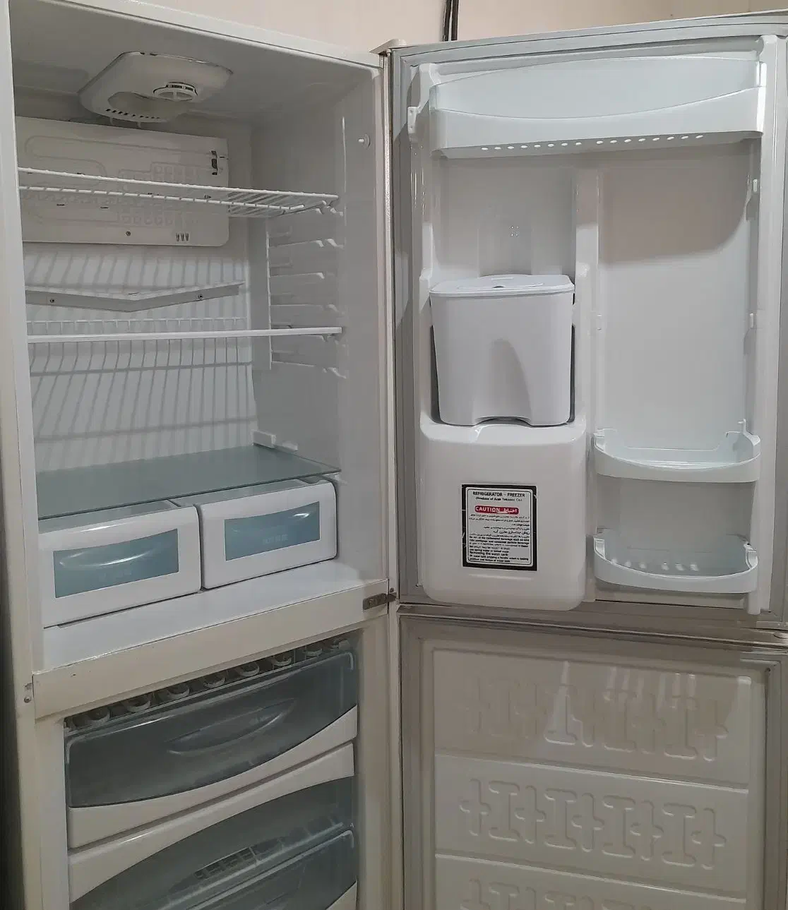 یخچال فریزرترتمیزسالم ضمانتی موتورسامسونگ|یخچال و فریزر|سنندج, |دیوار