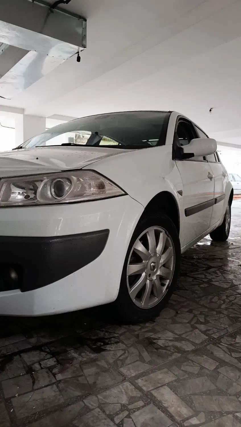 رنو مگان مدل ۹۲ کم کارکرد و فنی سالم|خودرو سواری و وانت|بابل, |دیوار