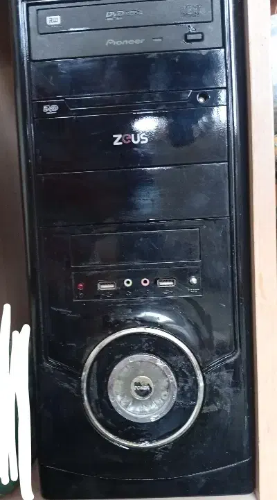 مانیتور و کیس|رایانه رومیزی|نوکنده, |دیوار