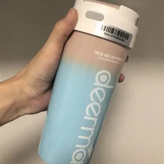 ماگ و مخلوط کن (شیکر) nu90 deerma|آبمیوه‌گیر و آب‌مرکبات‌گیر|تهران, سازمان برنامه شمالی|دیوار