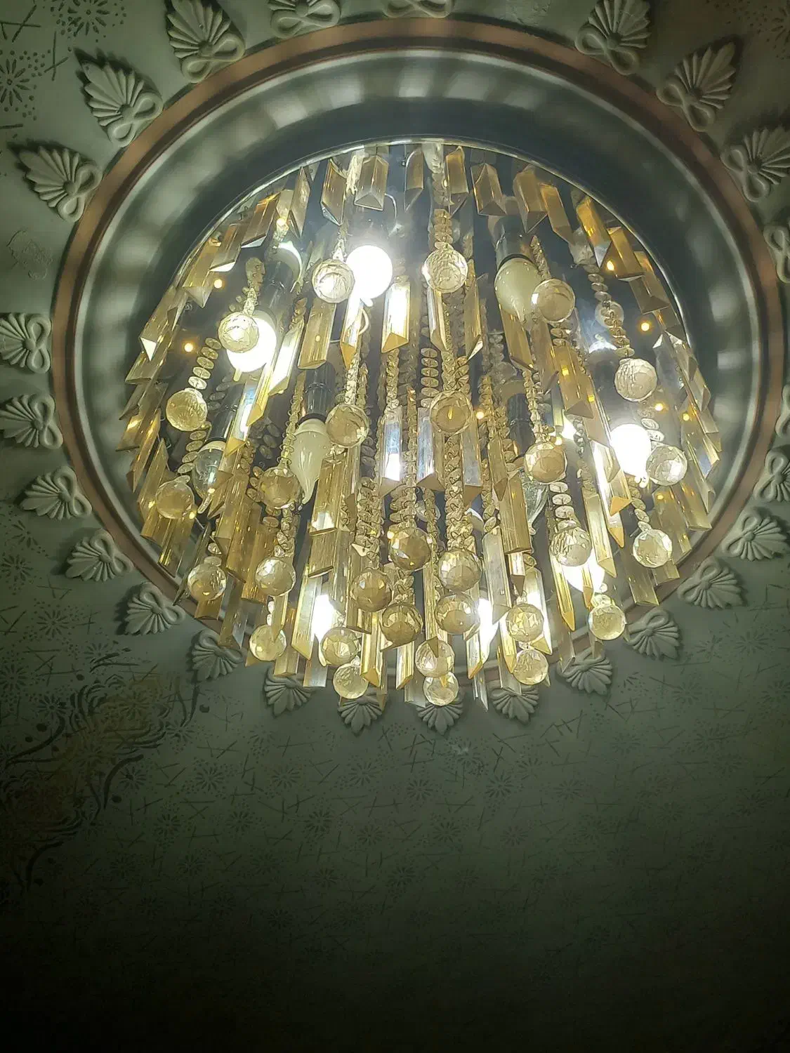 چهار تا لوستر|لوستر و چراغ آویز|همدان, |دیوار