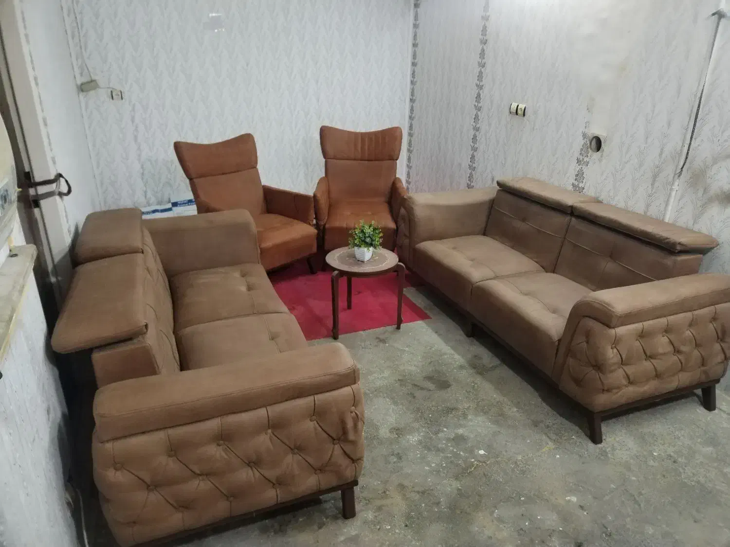 مبل چستر|مبلمان خانگی و میز عسلی|مشهد, خواجه ربیع|دیوار