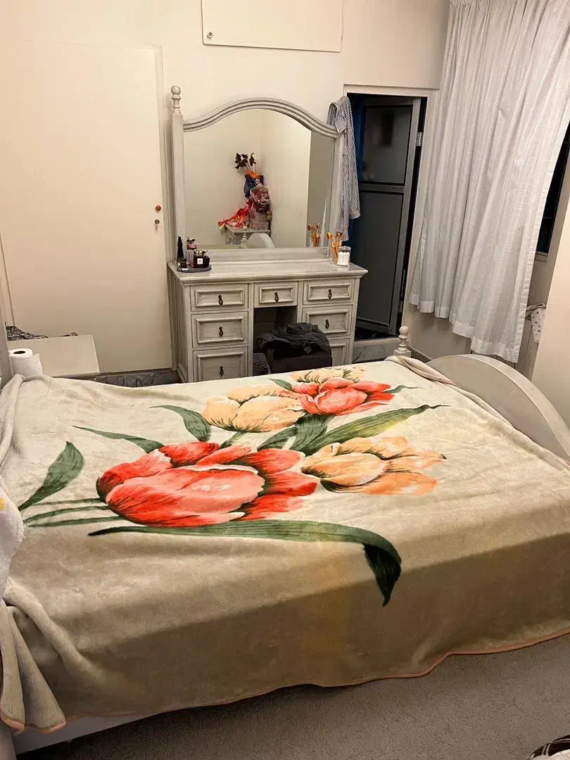 اپارتمان بالاتر از میدان پاستور