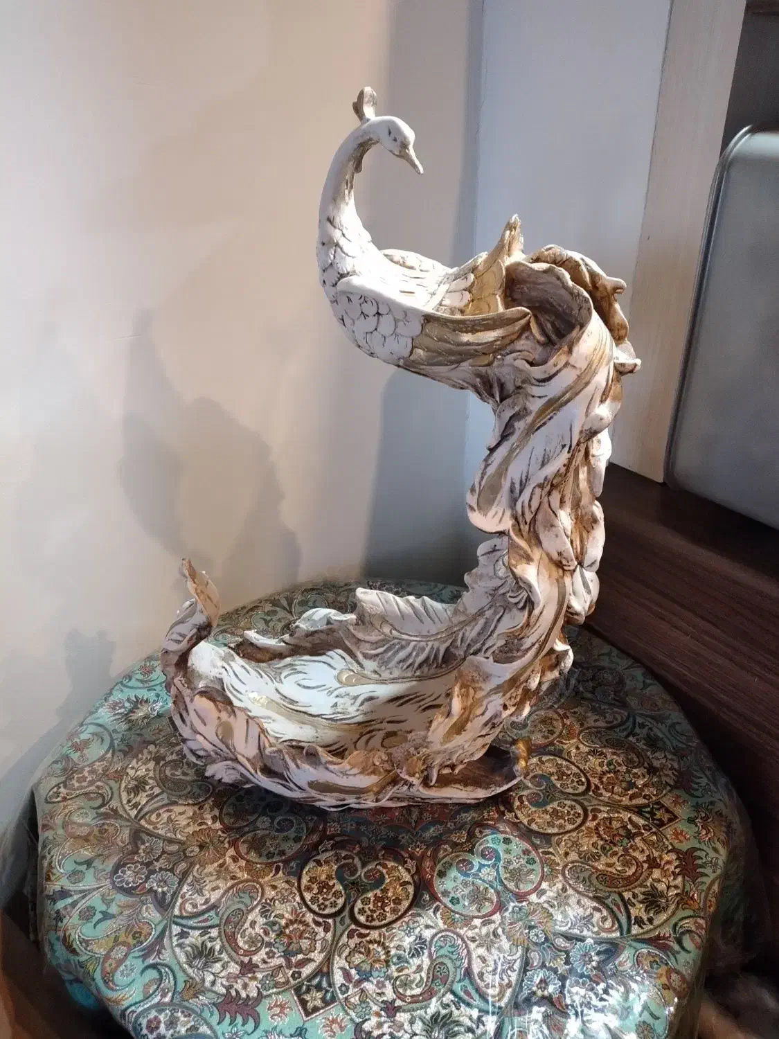 دکوری|مجسمه، تندیس، ماکت|گلبهار, شهر جدید گلبهار|دیوار