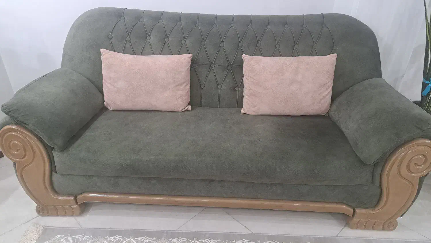 مبل راحتی ۷ نفره سالم تمیز|مبلمان خانگی و میز عسلی|ساری, |دیوار