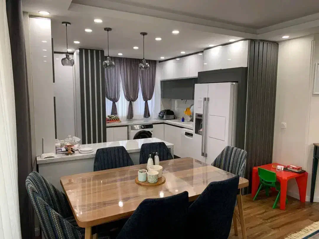 اجاره اپارتمان ۸۹ متر / مشرف به پارک / فول امکانات|اجارهٔ آپارتمان|رشت, شهریاران|دیوار