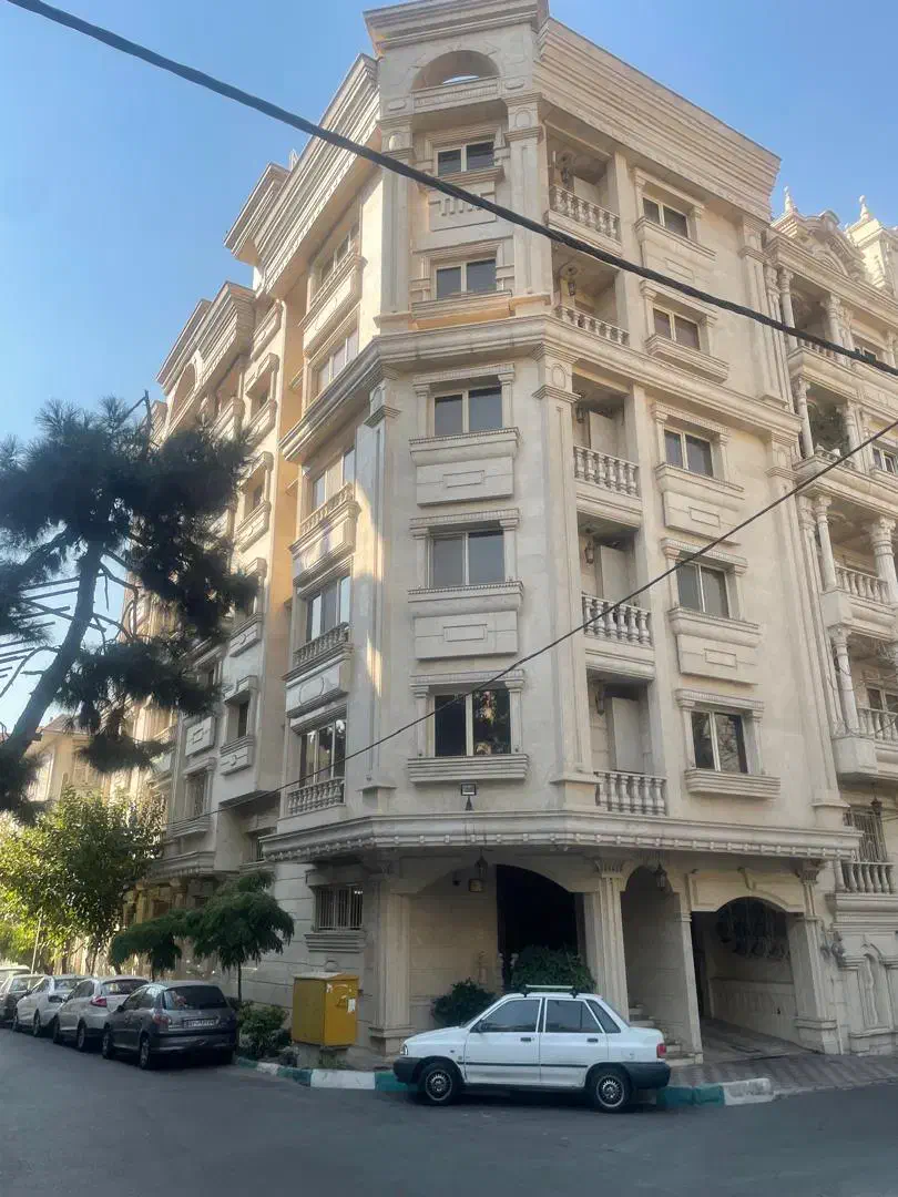 ۱۷۷ متر ۳ خواب مستر /۴پارکینگ شش ساله در زعفرانیه|فروش آپارتمان|تهران, زعفرانیه|دیوار