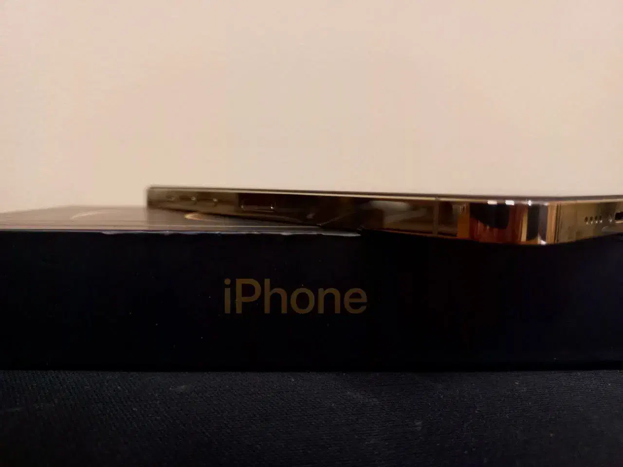 iPhone 12 Pro Max ایفون ۱۲ ماکس|موبایل|اصفهان, دانشگاه اصفهان|دیوار