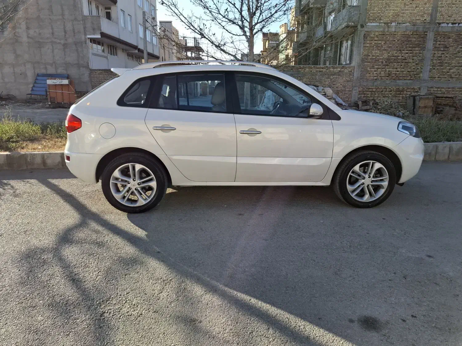 رنو کولیوس سفید بدون رنگ|خودرو سواری و وانت|ارومیه, |دیوار