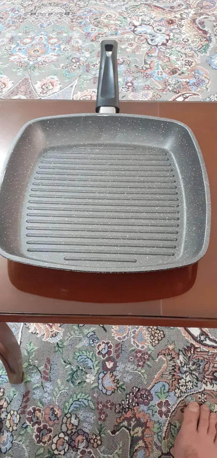 تابه گریل چدنی|ظروف پخت‌وپز|همدان, |دیوار