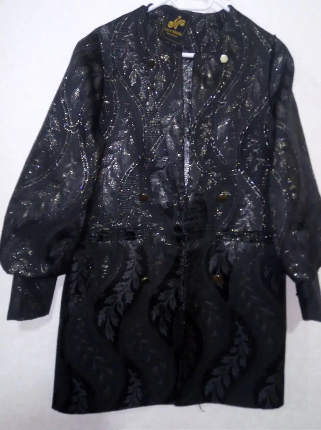 مانتو مجلسی|لباس|سلماس, |دیوار