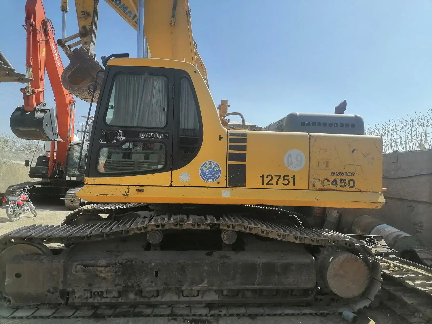 بیل کوماتسو450خط6|خودرو سنگین|ابریشم, |دیوار