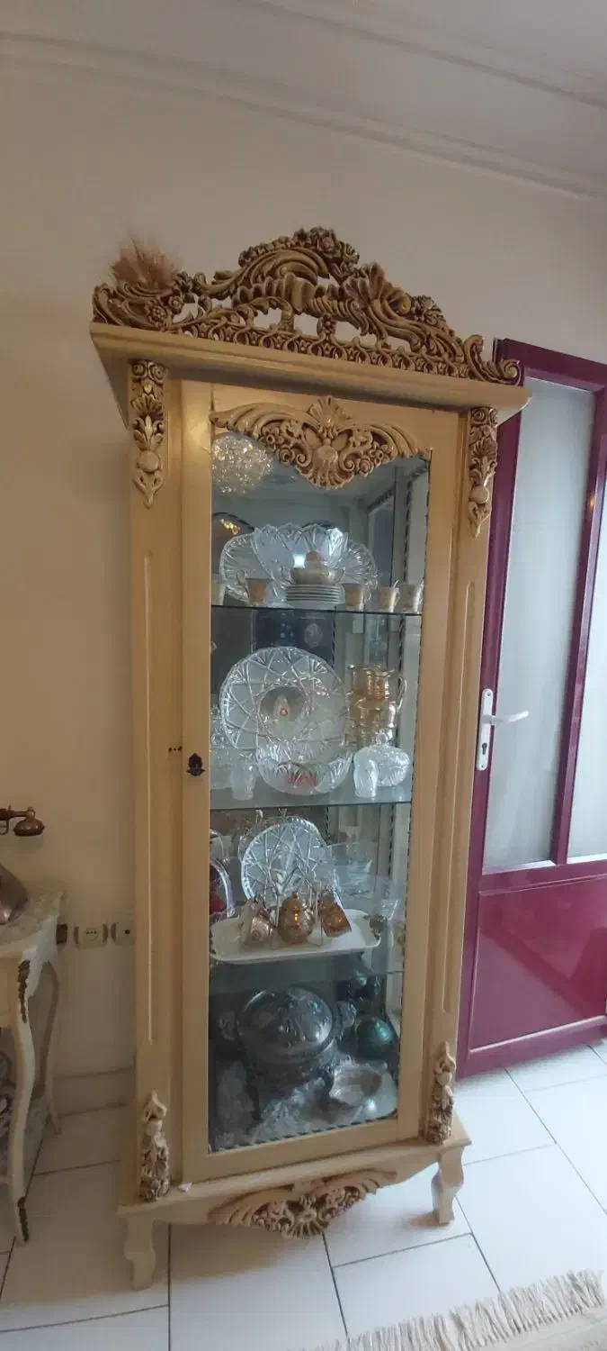 بوفه|بوفه، ویترین، کنسول|رشت, لاکانی|دیوار