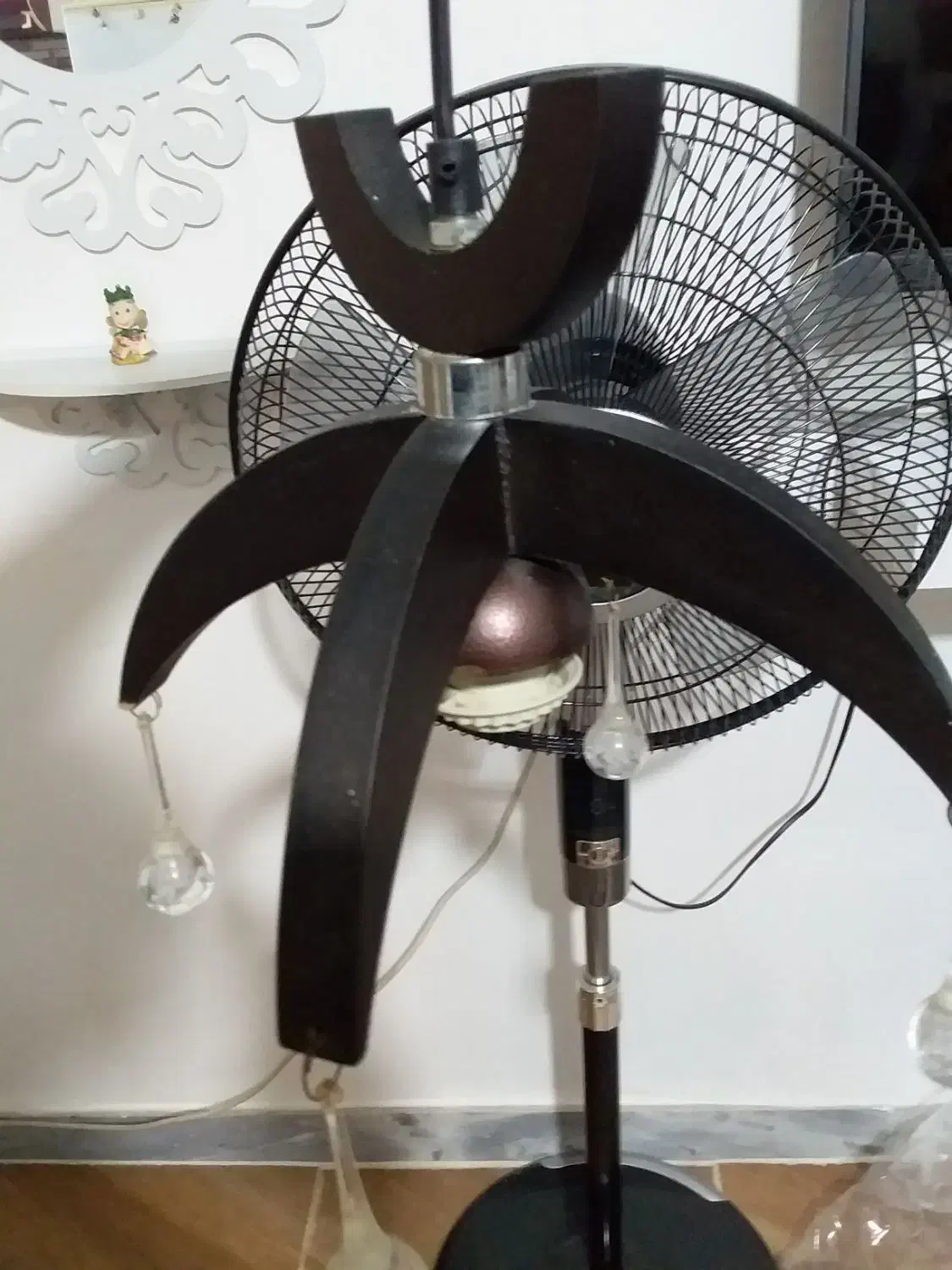 لوستر|لوستر و چراغ آویز|رشت, دیانتی|دیوار