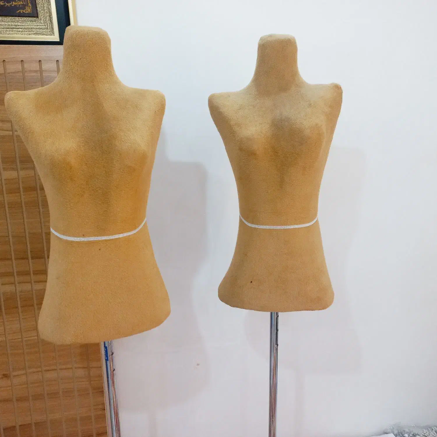 مانکن برای لباس عروس و پارچه فروشی و .|لوازم خیاطی و بافتنی|گرگان, |دیوار