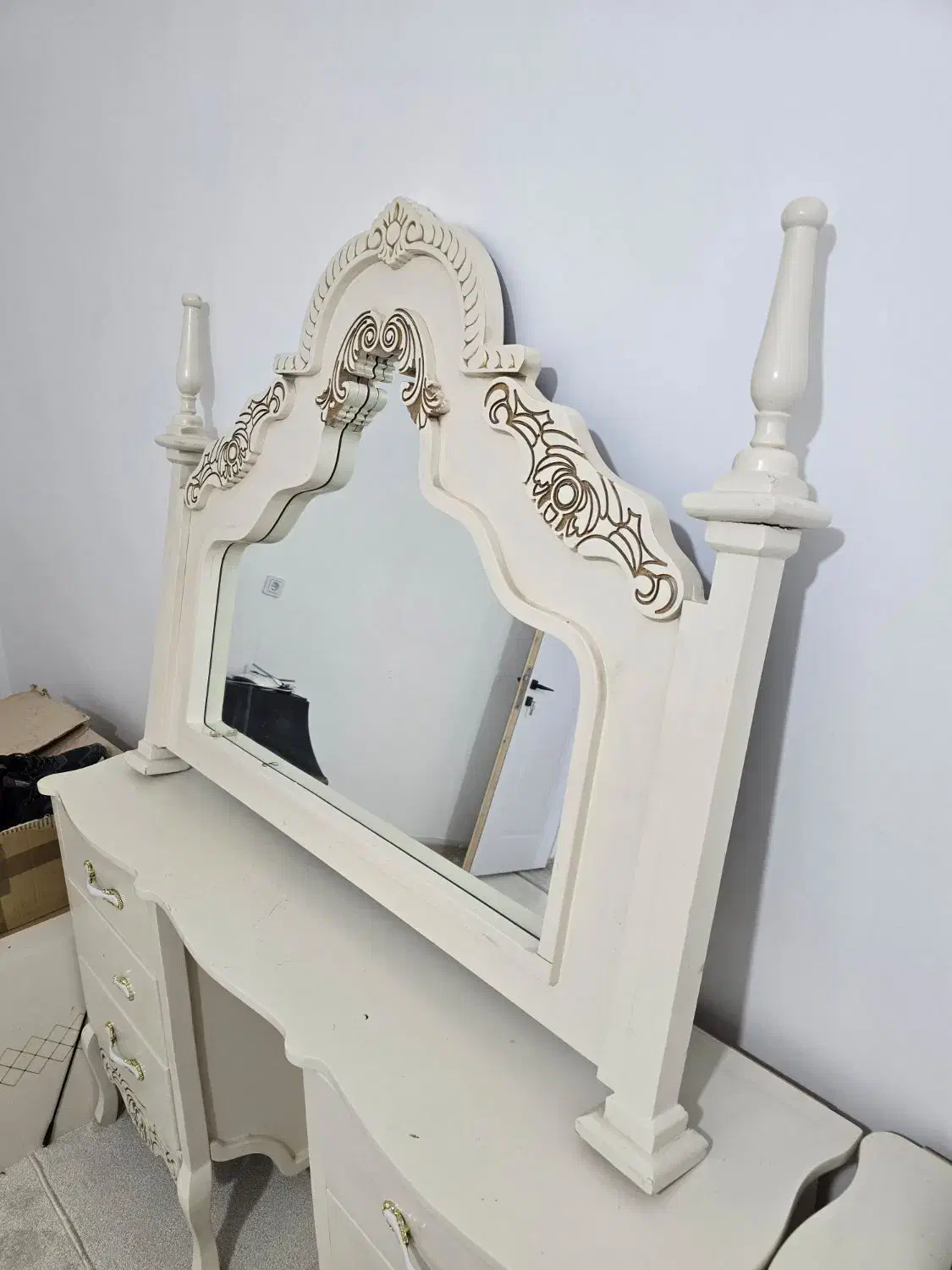 میز آرایشی و اینه و کمد|تخت و سرویس خواب|برازجان, |دیوار