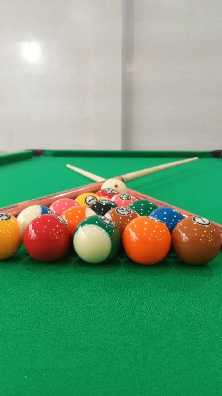 فروش بیلیارد به علت تغییر شغل|ورزشهای توپی|لاهیجان, شیشه گران|دیوار