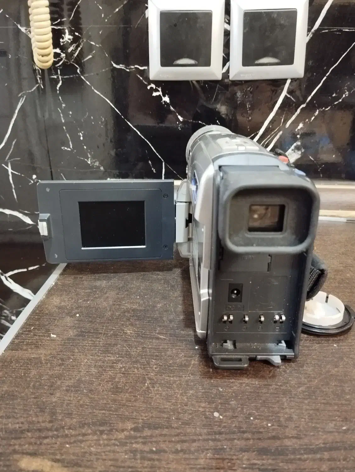 دوربین پاناسونیک|دوربین عکاسی و فیلمبرداری|کرج, باغستان|دیوار