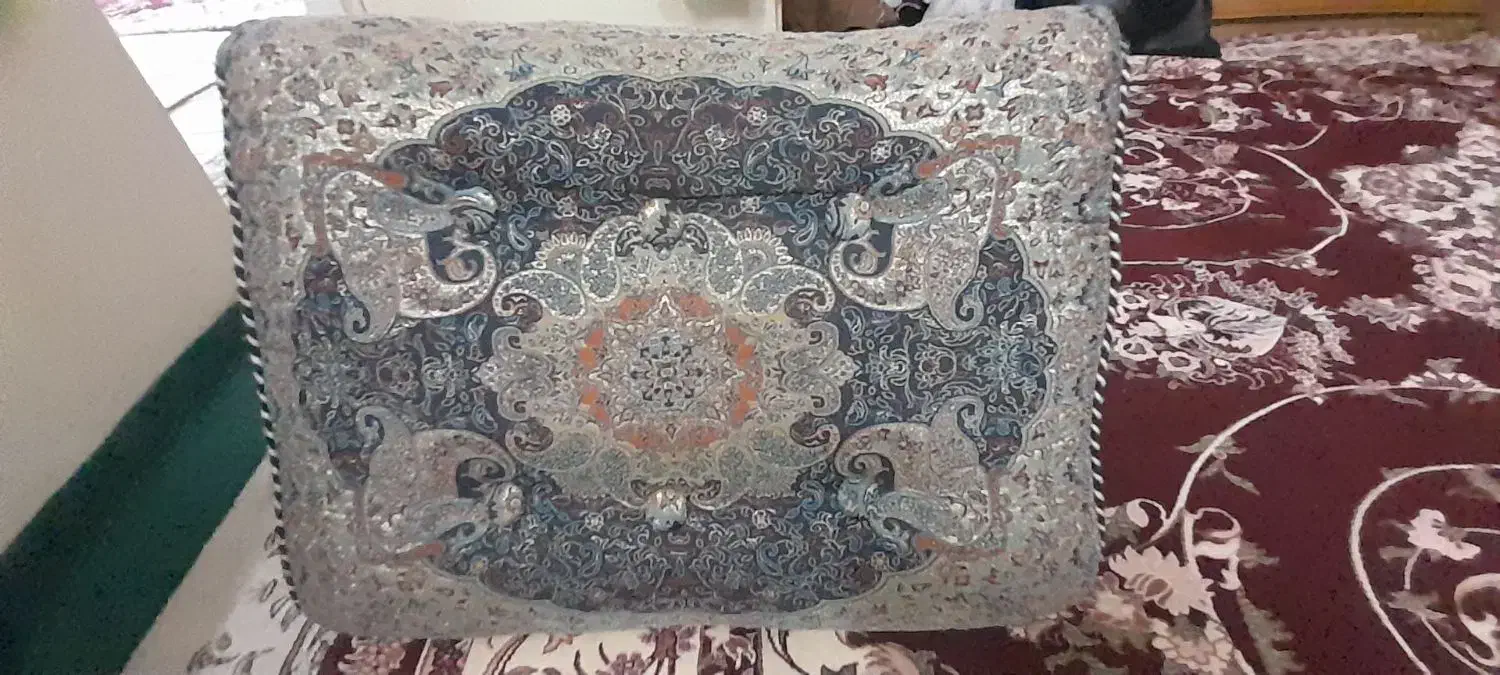 شاه نشینی|پشتی|تهران, هفت چنار|دیوار