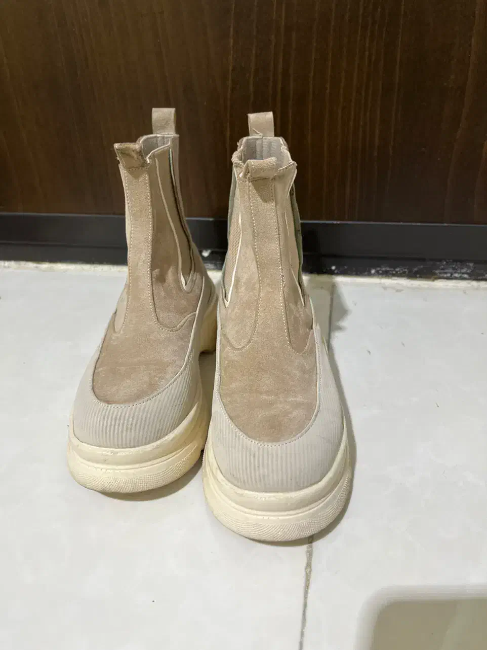 بوت سایز ۳۸|کیف، کفش، کمربند|جم, |دیوار