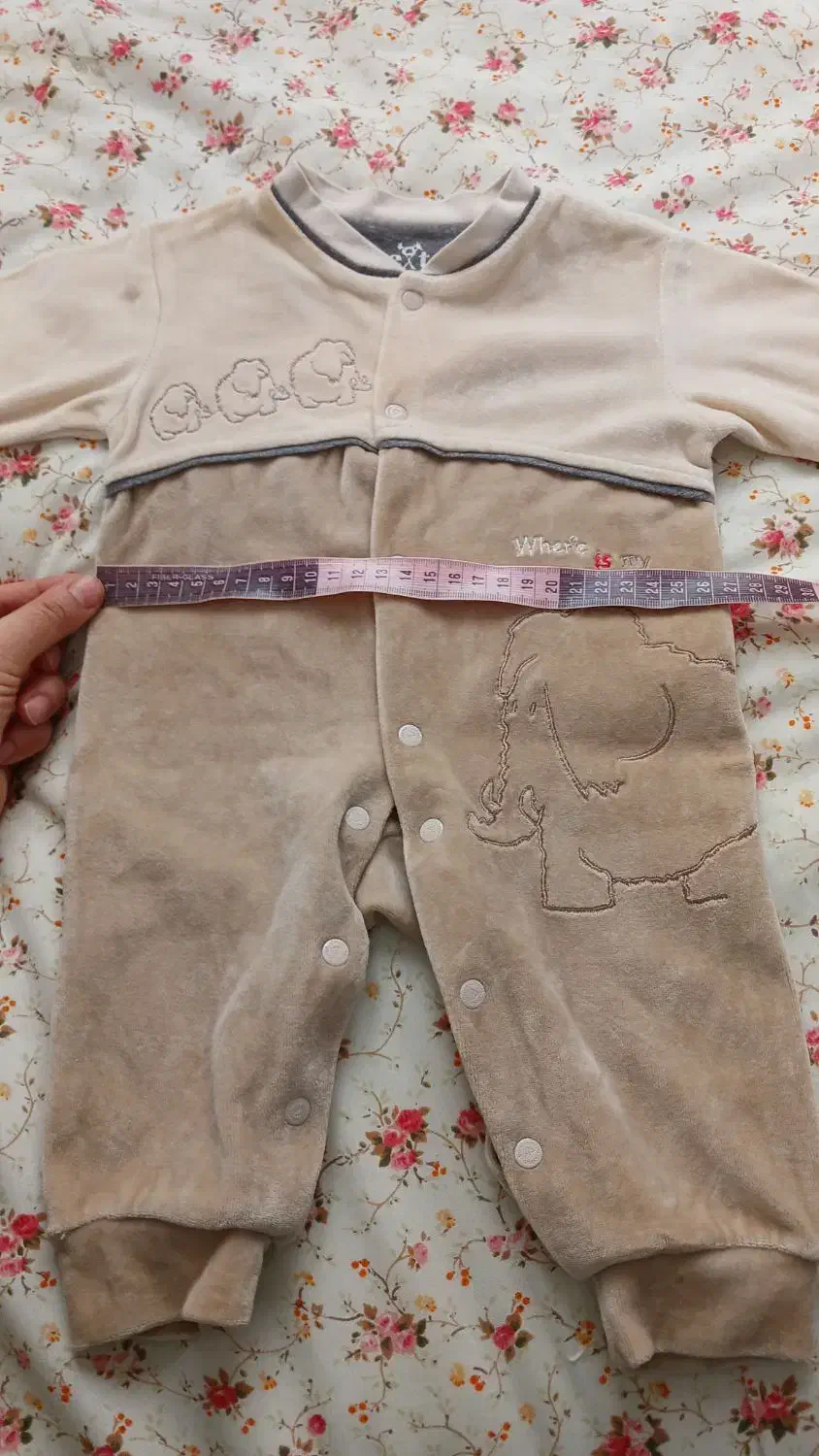 لباس های بچگانه|کفش و لباس بچه|پاکدشت, پاکدشت (مامازند)|دیوار