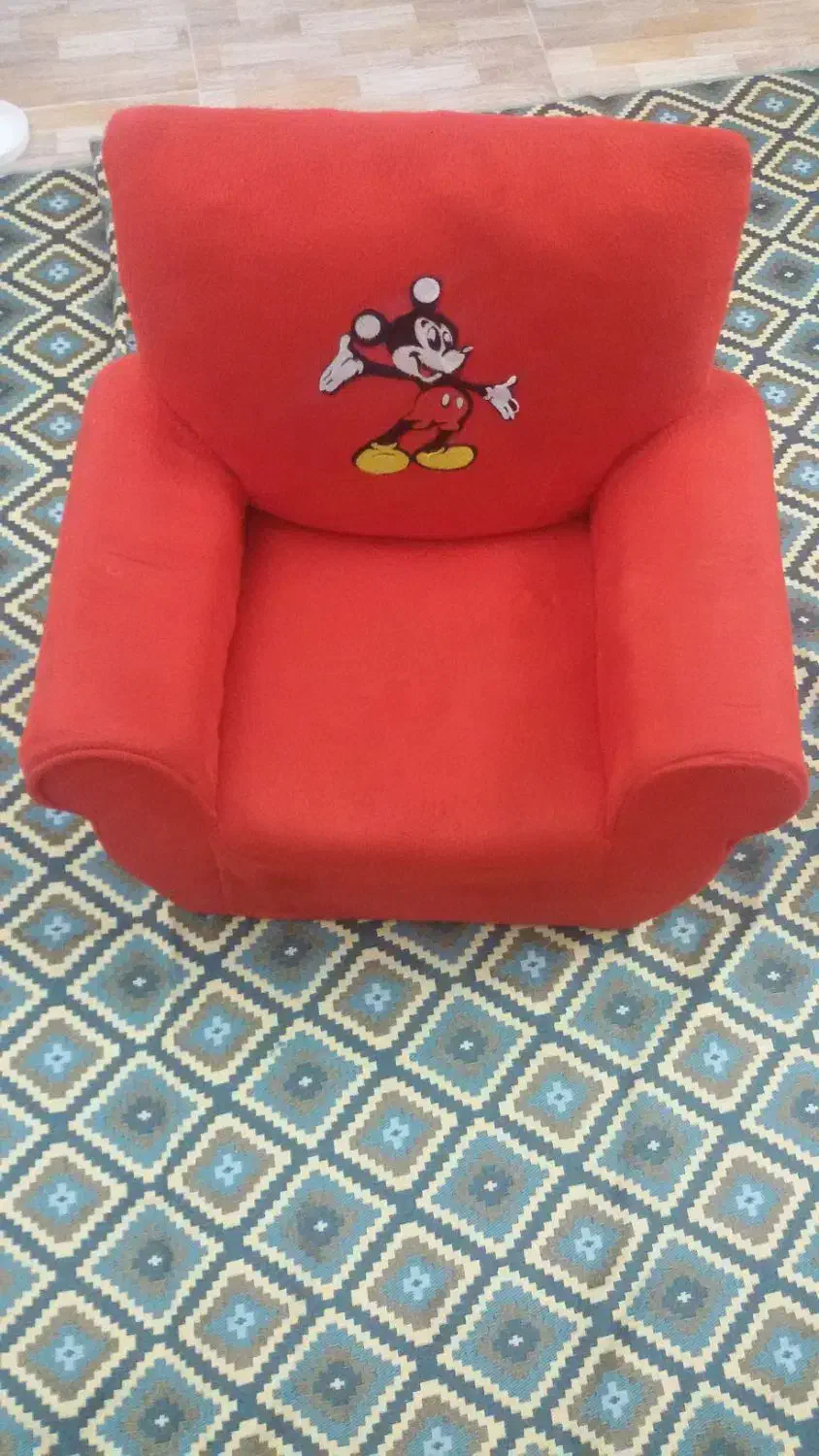 مبل کودک|تخت و صندلی بچه|واجارگاه, |دیوار