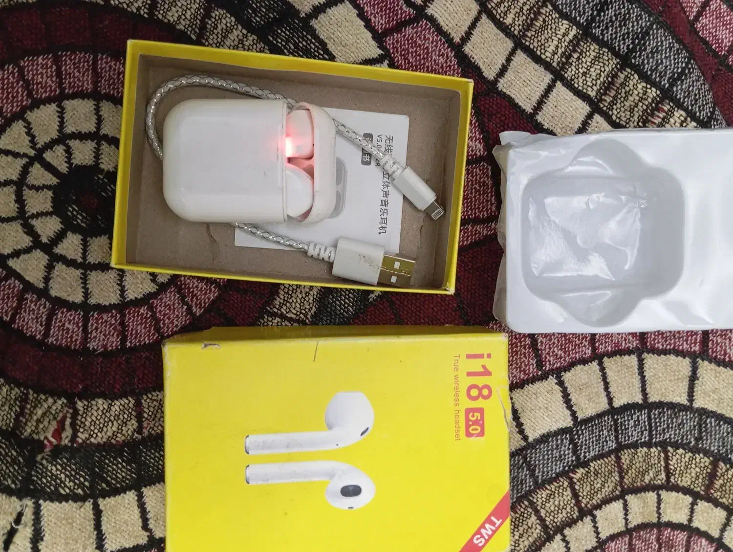 ایر پاد ایفونی|لوازم جانبی موبایل و تبلت|بروجرد, |دیوار