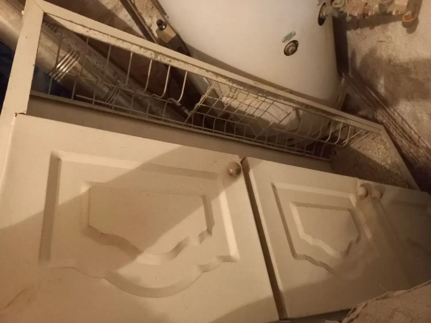 آبچکان|آبچکان و نظمدهنده ظروف|قم, علی آباد سعدگان|دیوار