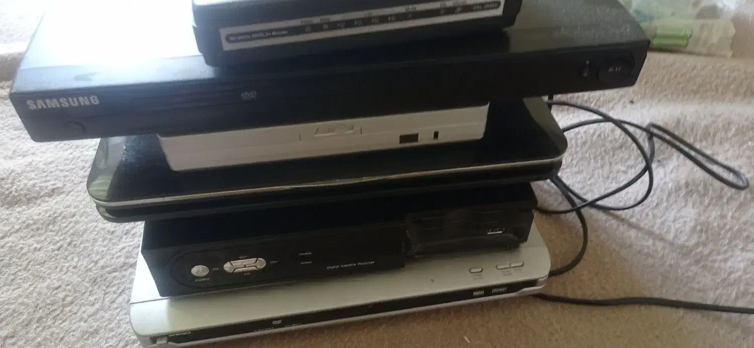 گیرنده دیجیتال و دی وی دی پلیر|پخش‌کننده DVD و ویدیو|کرج, کرج نو|دیوار