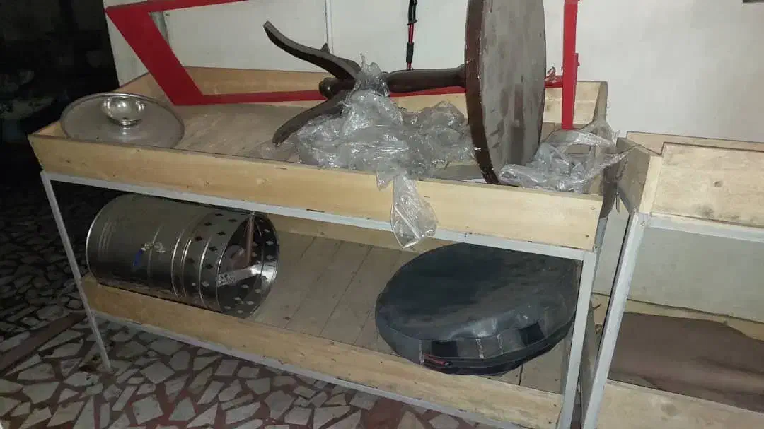 ۲ عدد استند میوه فروشی|فروشگاه و مغازه|رشت, شهرک احمد خمینی|دیوار