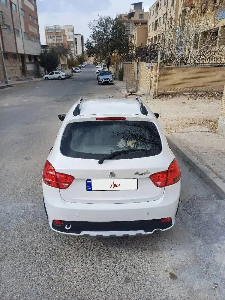 کوییک معمولی|خودرو سواری و وانت|اصفهان, نقش جهان|دیوار