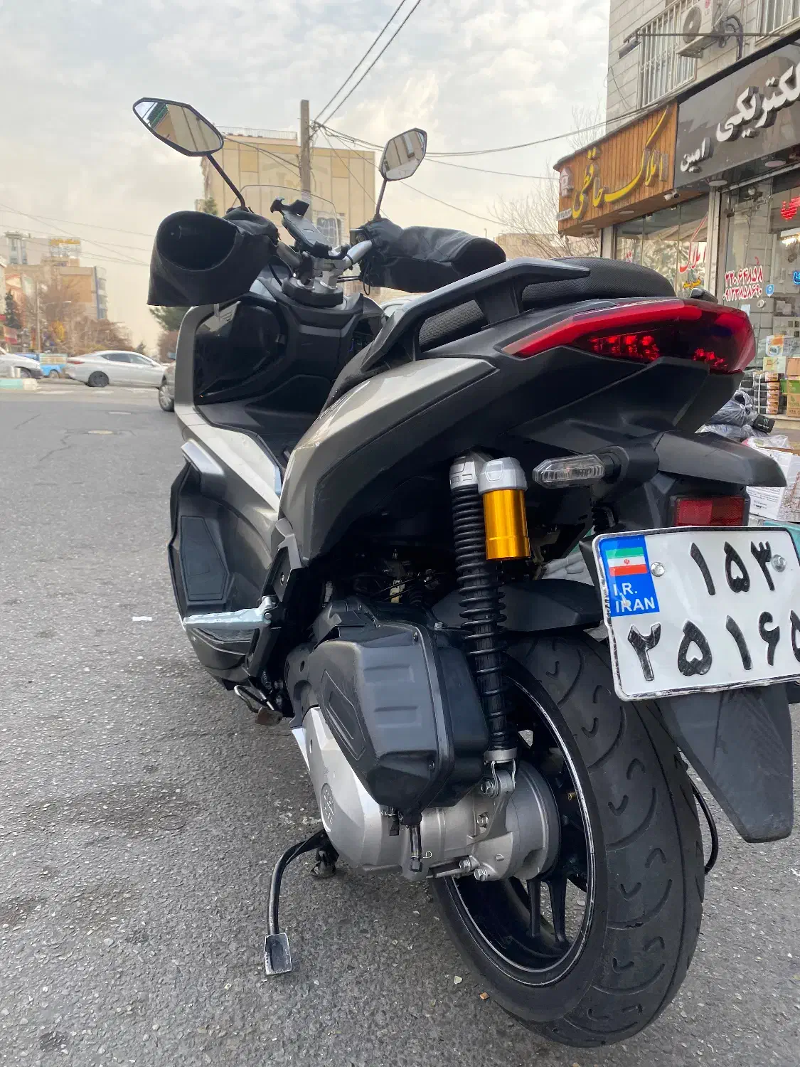ADV طرح 150|موتورسیکلت|تهران, درختی|دیوار