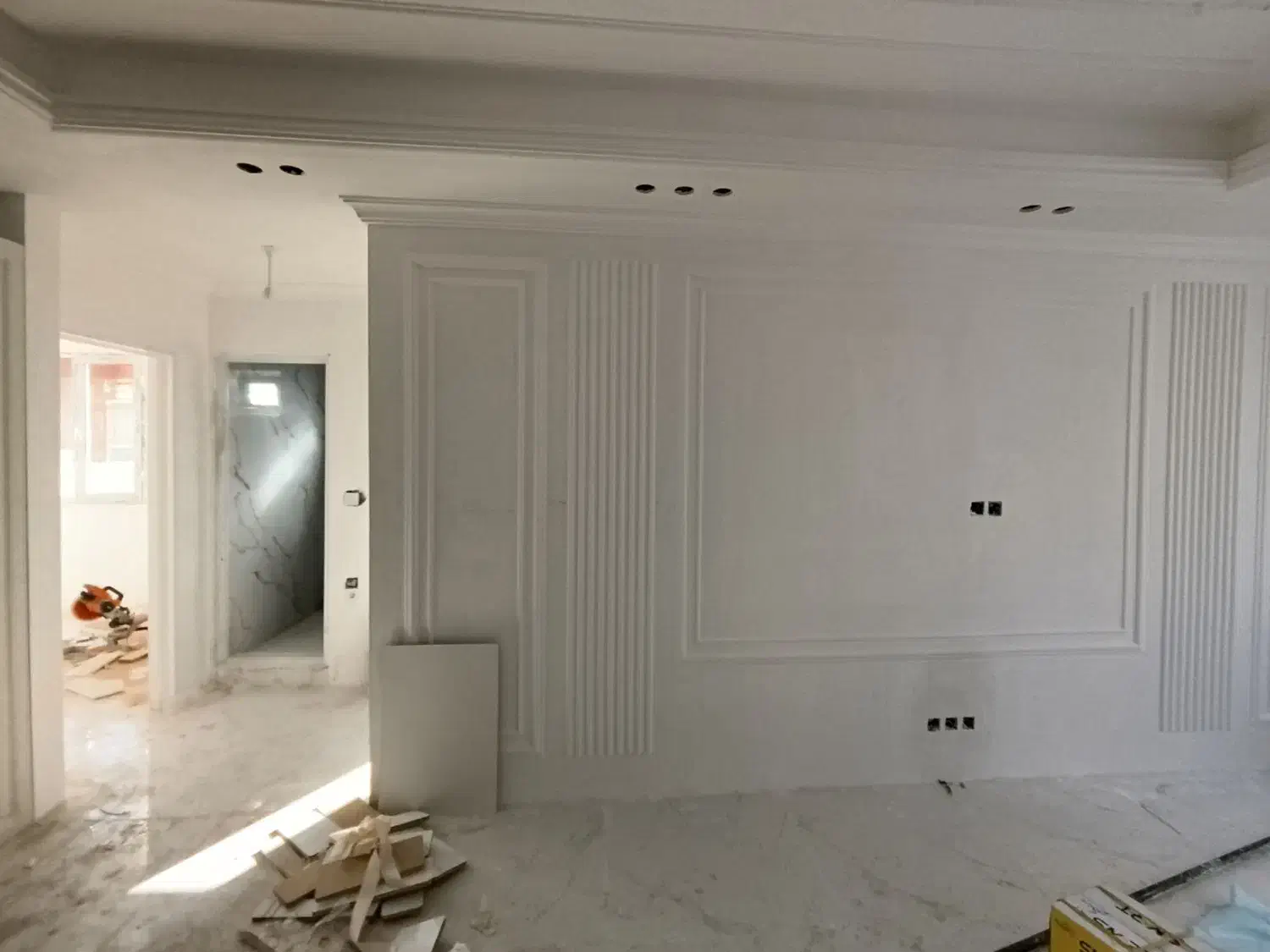 گچ کاری سفید و طرح های کلاسیک|خدمات پیشه و مهارت|ماکو, |دیوار