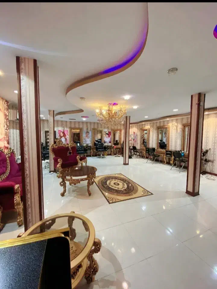 ادمین حضوری آرایشگاه زنانه فلاح|استخدام هنری و رسانه|تهران, فلاح|دیوار