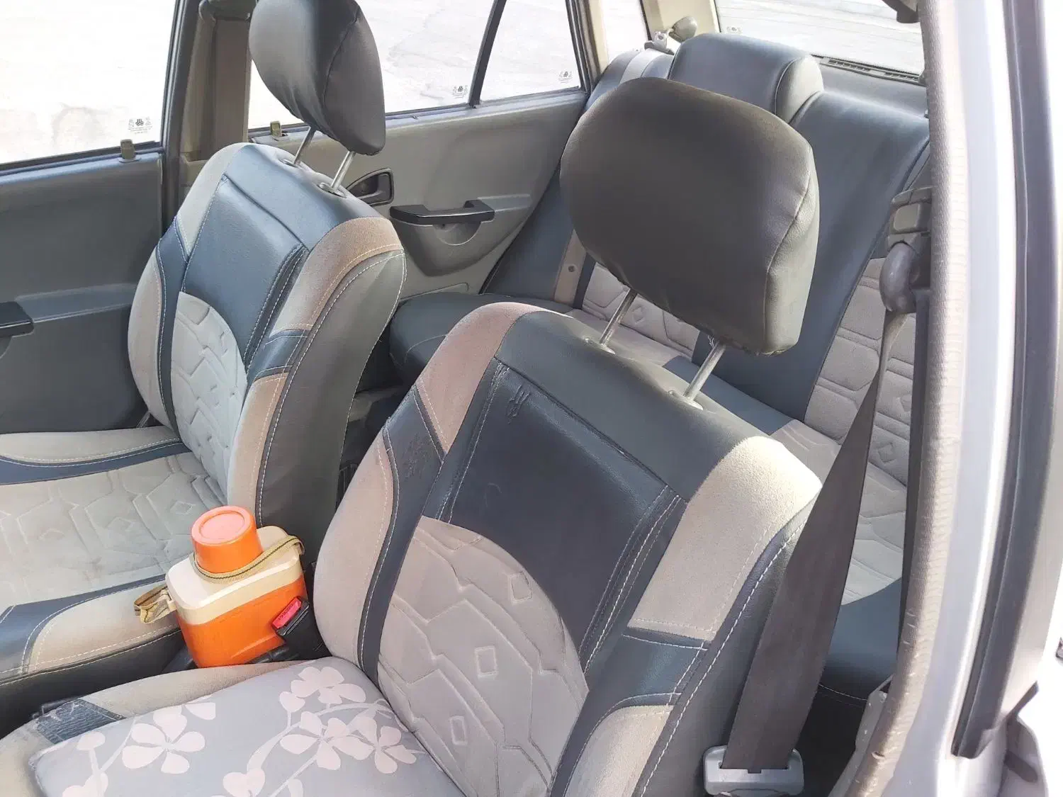 پراید نقره ای ۸۸|خودرو سواری و وانت|شهرکرد, |دیوار